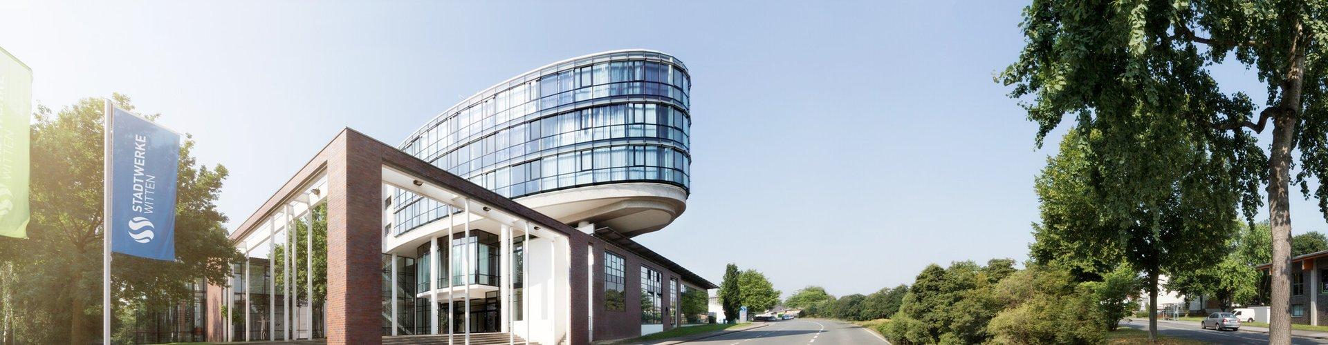 Verwaltungsgebäude der Stadtwerke Witten von außen.